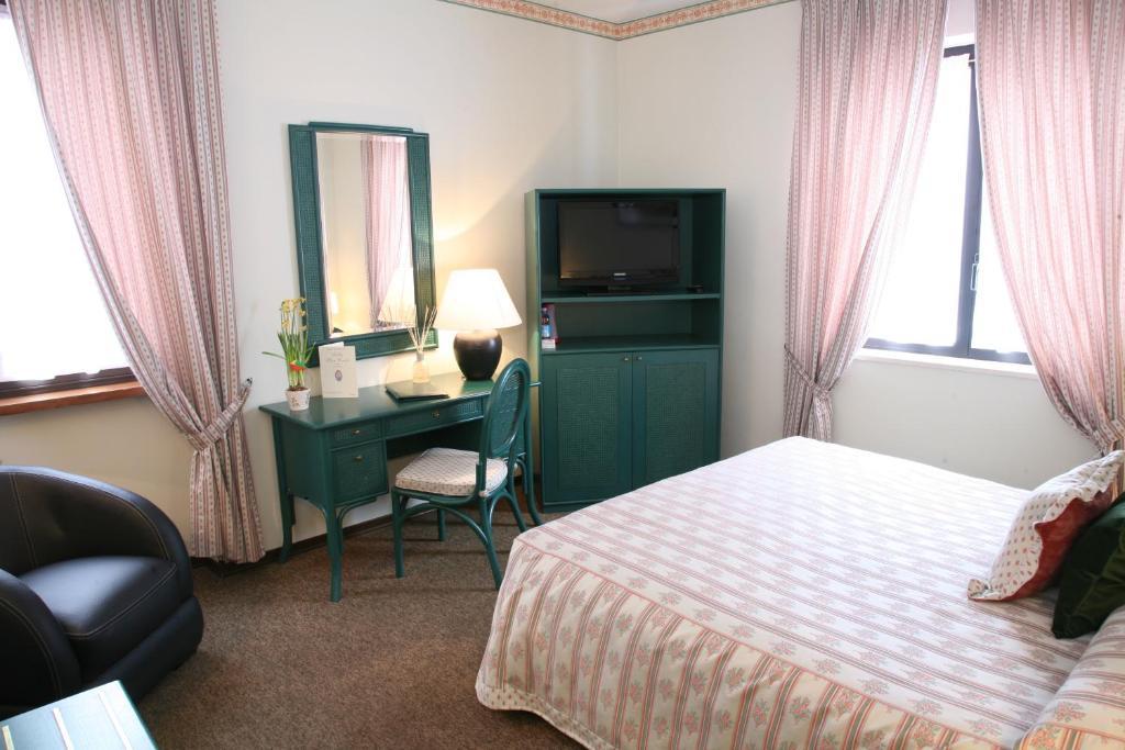 Villa San Carlo Cortemilia Δωμάτιο φωτογραφία