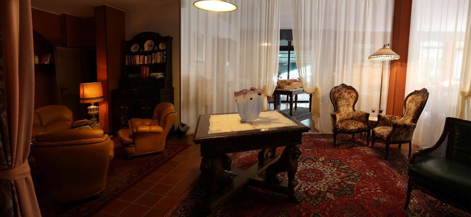 Villa San Carlo Cortemilia Εξωτερικό φωτογραφία